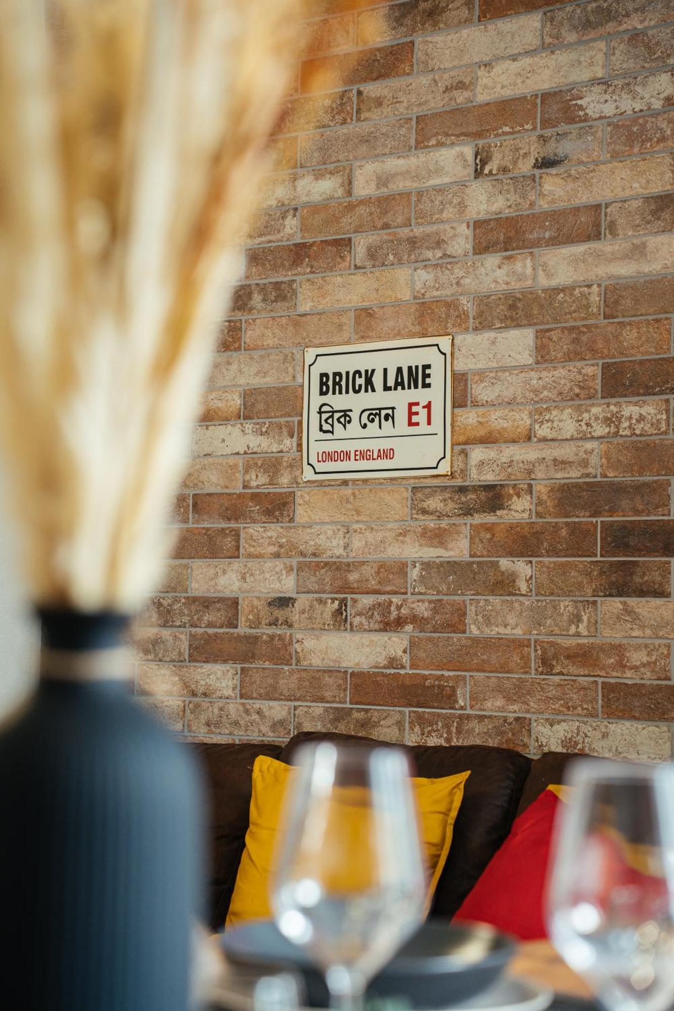 The Brick 194, 7 Posti Letto, Parcheggio E Posto Bici Apartment Udine Exterior photo