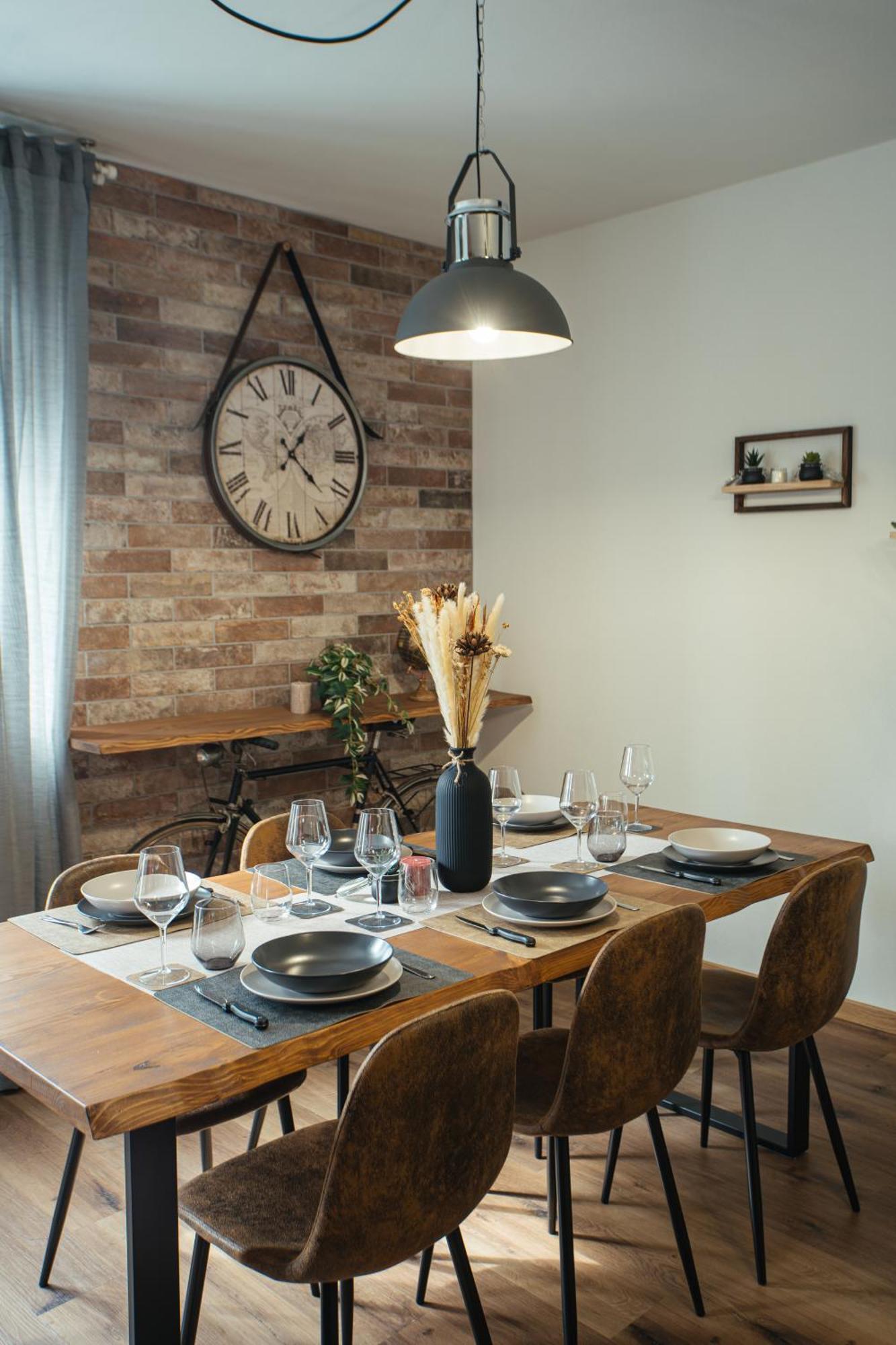 The Brick 194, 7 Posti Letto, Parcheggio E Posto Bici Apartment Udine Exterior photo